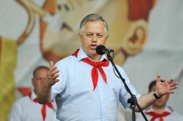 СБУ допрашивает лидера украинских коммунистов Петра Симоненко