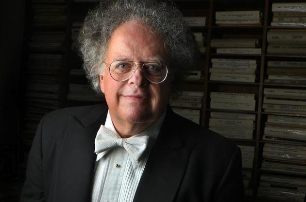 Джеймс Лівайн вимагає від Метрополітен-опери &quot;відновлення імені, репутації і кар&#039;єри&quot;