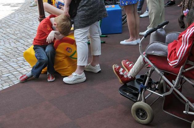 Народные депутаты отклонили закон о присоединении к Конвенции о межгосударственном усыновлении