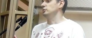 Сенцов в колонии занимается творчеством и ждет освобождения – адвокат