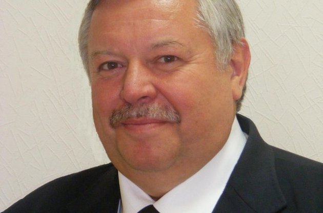 Олег Петров