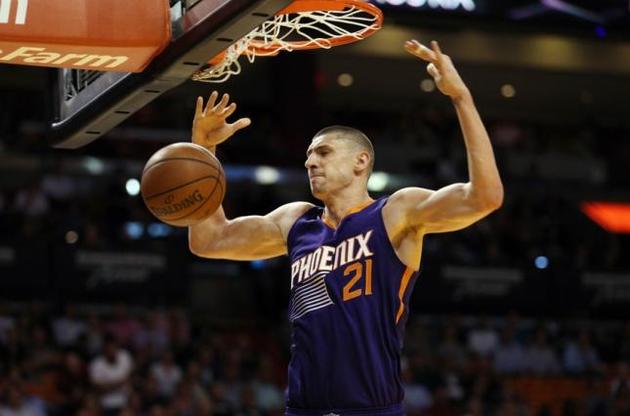 Лень оформил 12-й дабл-дабл в сезоне