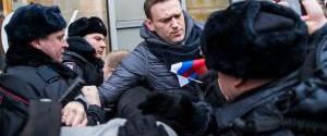 Полиция отпустила оппозиционера Навального после задержания на протестах в Москве