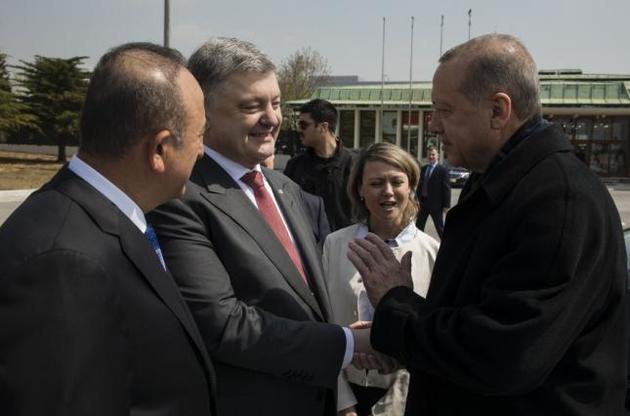 Туреччина готова брати участь у миротворчій місії в Донбасі – прес-служба Порошенка
