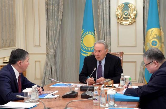В Казахстане часть школьных предметов будут изучать на английском языке