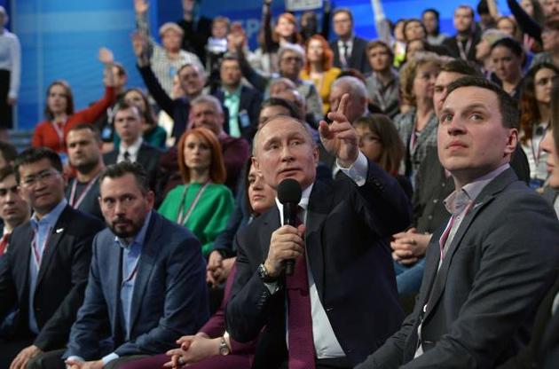 Санкції Трампа обвалили російський фондовий ринок. Олігархи втрачають мільярди через підтримку Путіна