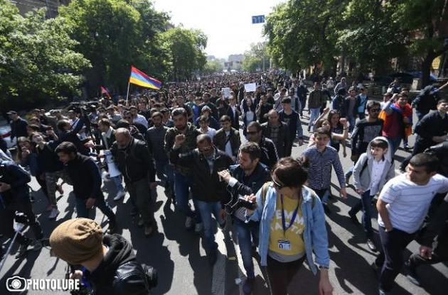 Поліція Вірменії відзвітувала про звільнення всіх затриманих протестувальників