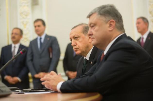 Порошенко призвал Турцию не признавать результаты "выборов" президента РФ в оккупированном Крыму
