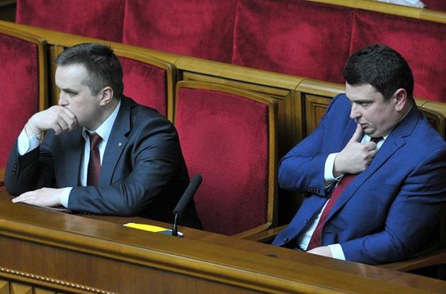 Сытнику было некомфортно сидеть рядом с Холодницьким