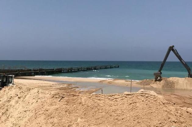 Израиль начал возведение заграждения в Средиземном море