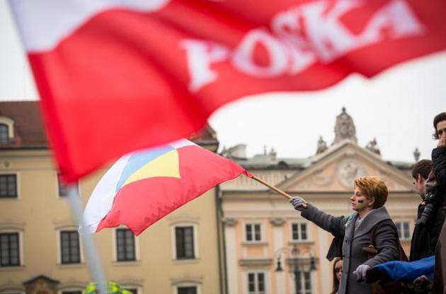 Польща радить генсеку НАТО втрутитися в конфлікт Угорщини з Україною