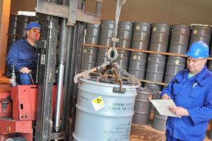 Уран проміжного поділу