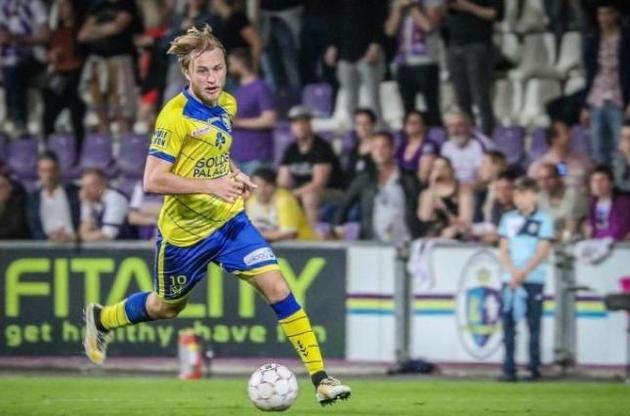 Дубль Безуса помог "Сент-Трюйдену" разгромить "Оденсе"