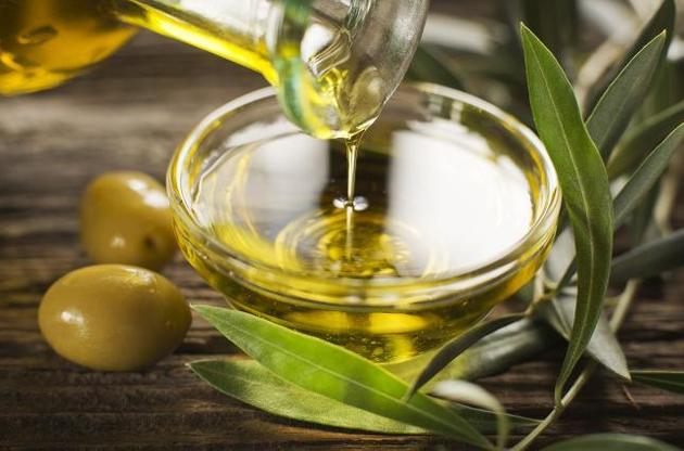 Оливковое масло начали производить в Италии на сотни лет раньше предполагаемого - ученые