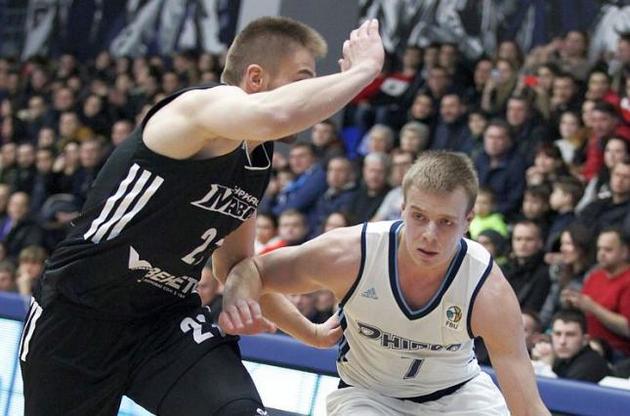 "Дніпро" поступився "Черкаським Мавпам"