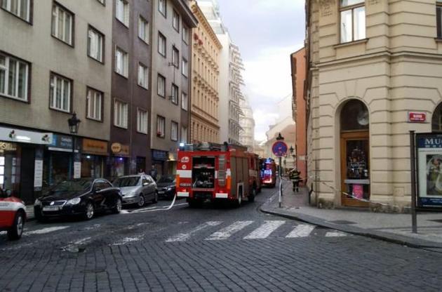 В центрі Праги евакуювали сотні людей через витік газу