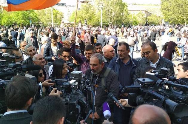 В парламенте Армении началось рассмотрение кандидатуры Пашиняна на должность премьера