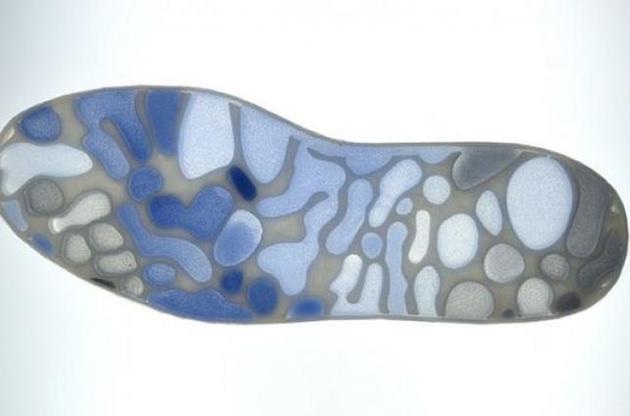 Бактерії контролюють вентиляцію кросівок