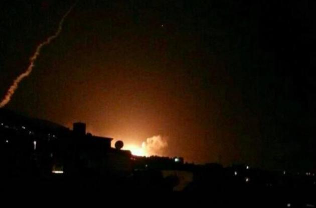 Сирия заявила о ракетных обстрелах военных объектов войск Асада