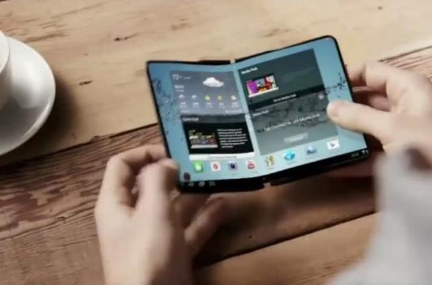 Samsung представить розкладний смартфон у січні – ЗМІ