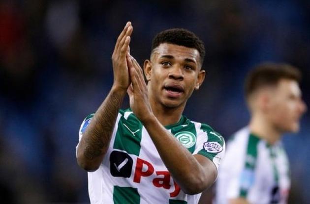 Бакуна всю карьеру выступает за "Гронинген"