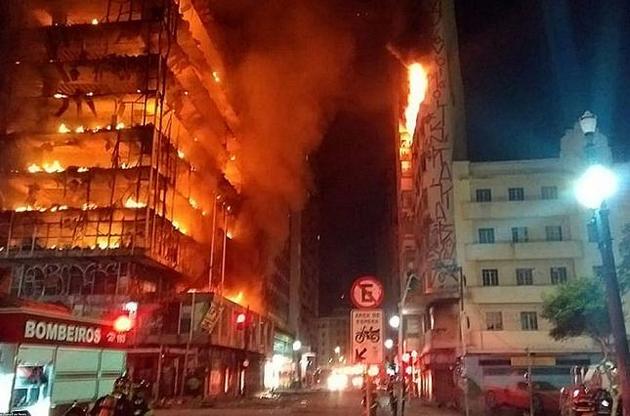 В бразильском Сан-Паулу после пожара обрушился 26-этажный дом