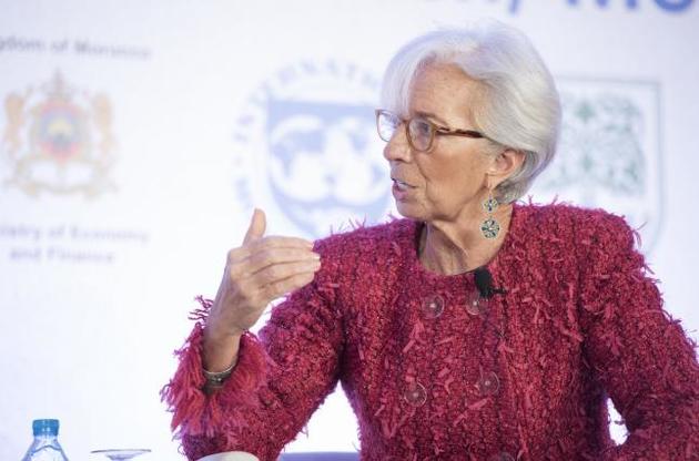 Из-за "торговых войн" резко увеличились риски для мировой экономики - глава МВФ