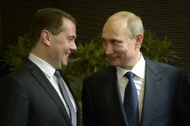 Путін призначив Медведєва головою уряду Росії