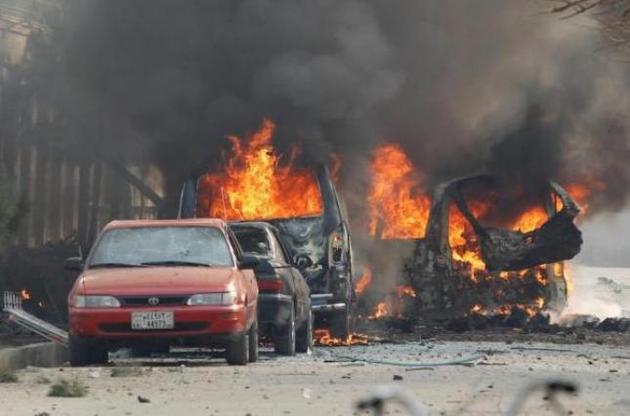 В результате взрыва заминированного автомобиля в Мали погибли два человека