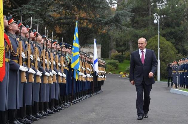 Президент РФ прибуде до окупованого Криму завтра