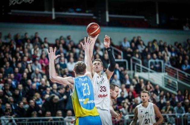 Украина уступила Латвии в последнем матче первого этапа отбора на баскетбольный ЧМ