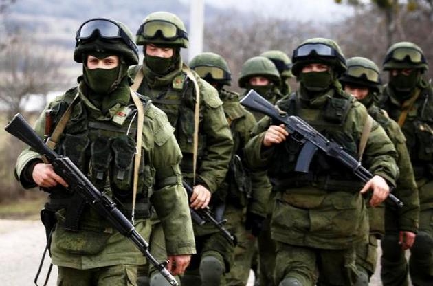 К украинско-российской границе с территории РФ идет колонна военной техники