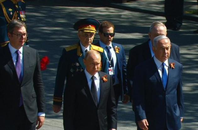 К Путину на парад приехали только премьер Израиля и президент Сербии