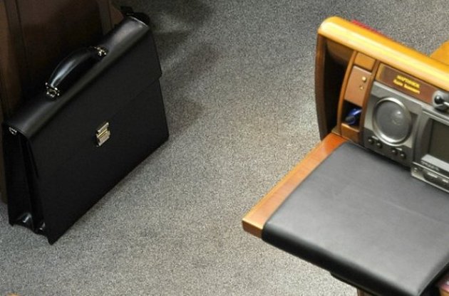 Каждый пятый народный депутат игнорирует голосования в парламенте