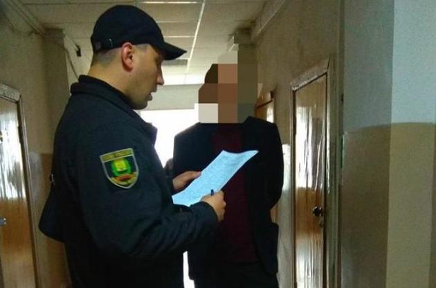 Правоохранители объявили подозрение донецкому прокурору, сотрудничавшему с "ДНР"