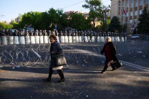 "Оксамитова революція" з вірменською специфікою