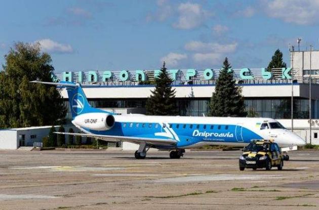 Мэр Днепра попросил у Порошенко денег на реконструкцию аэропорта