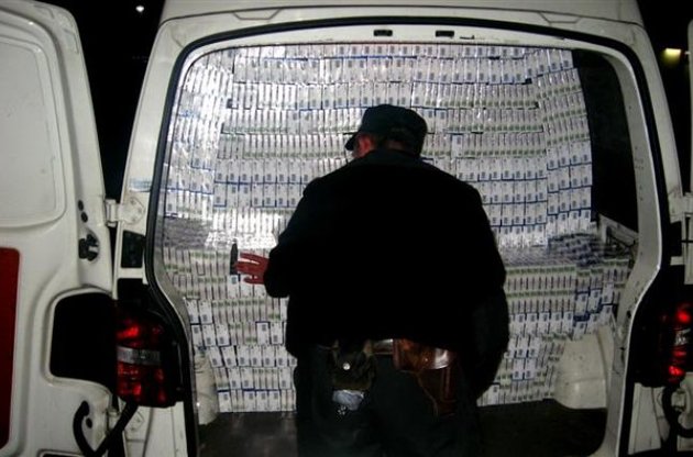 Суд освободил контрабандиста от наказания и вернул ему арестованный автомобиль