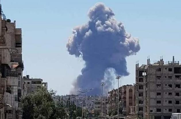 У Сирії біля авіабази ВПС Хама прогриміла серія вибухів
