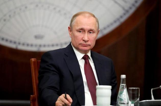 Путін звинуватив Україну у недотриманні Мінських угод