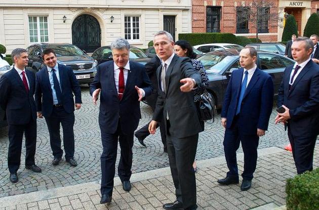 Зустріч Петра Порошенка з Генеральним секретарем НАТО Єнсом Столтенбергом в Брюсселі