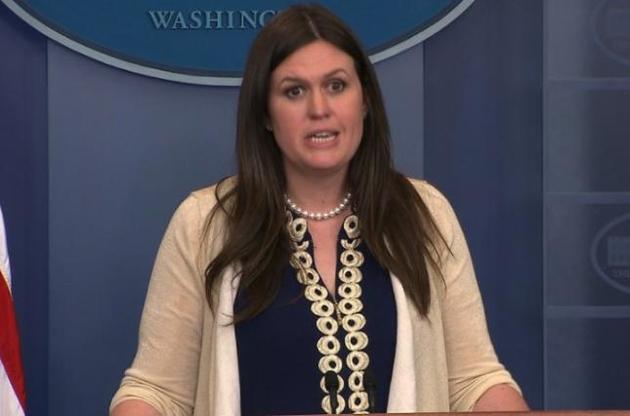 Сандерс подчеркнула, что для нее честь работать на президента США Дональда Трампа