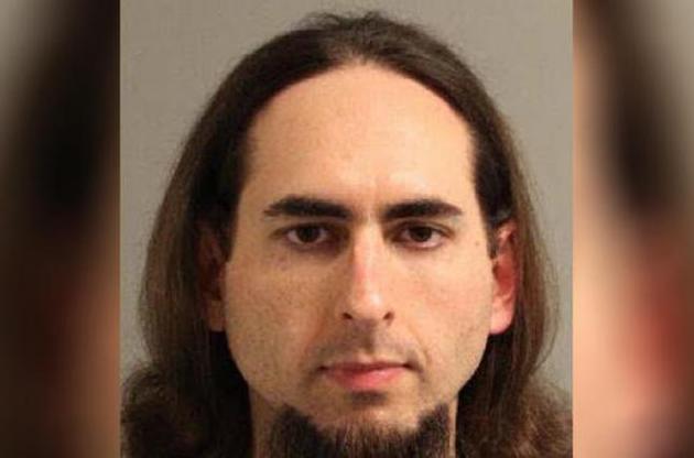 Рамос судився з виданням, а програвши всі суди, вирішив розставити всі крапки над "і" за допомогою зброї