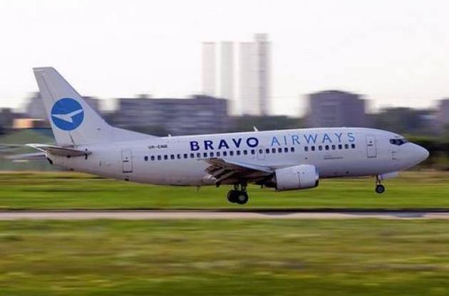 Аэропорт &quot;Киев&quot; не работал три часа из-за аварии самолета, который прилетел из Анталии