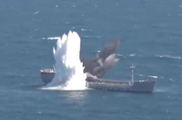 Старий корабель був вражений 533-мм торпедою