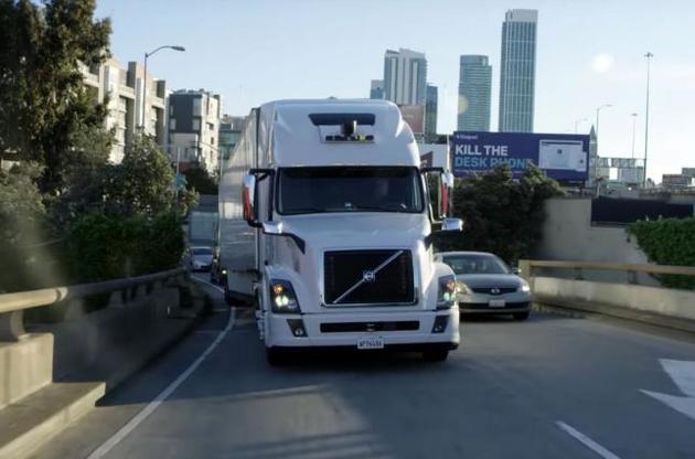Uber відмовилася від розробки безпілотних вантажівок