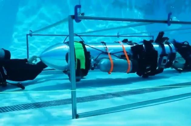 Субмарина призвана помочь освободить застрявших в пещере школьников