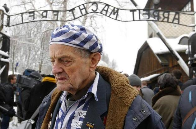 Екс-в'язень нацистських таборів смерті закликав Сенцова не робити подарунка путінським катам