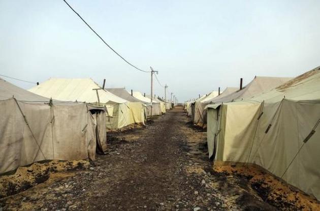 Компанія-підрядник не виконала умов з облаштування наметового містечка.