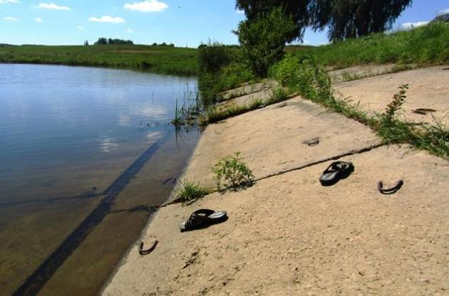 16-річний хлопець безуспішно намагався врятувати хлопчиків